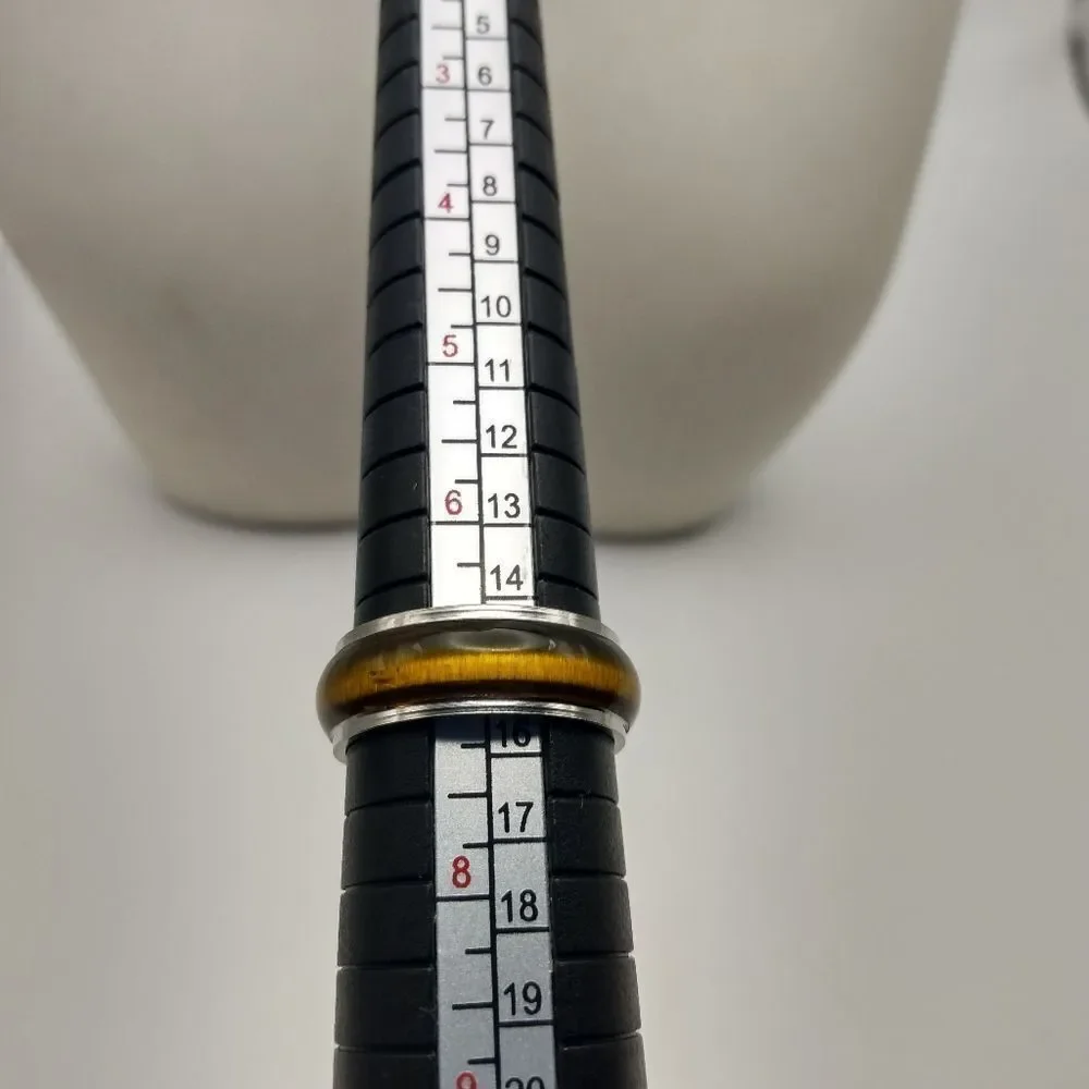 Amber toned modern ring‎ size 7